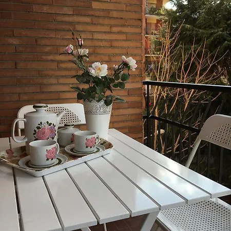 Tiburtina Hills דירה *